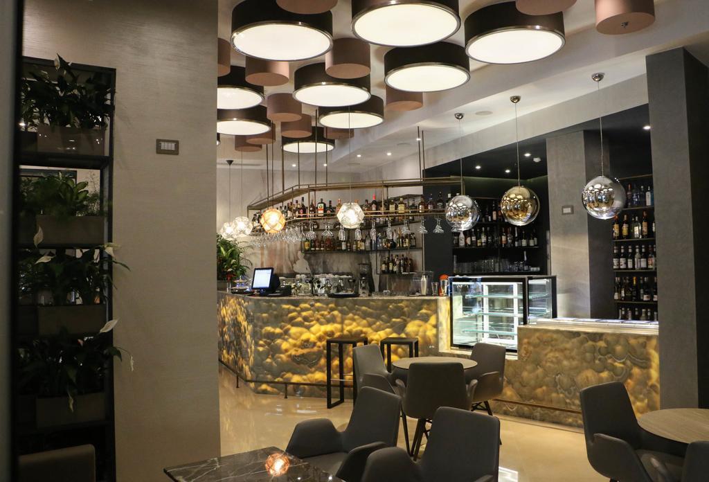 Colosseo 4* Tiranë
