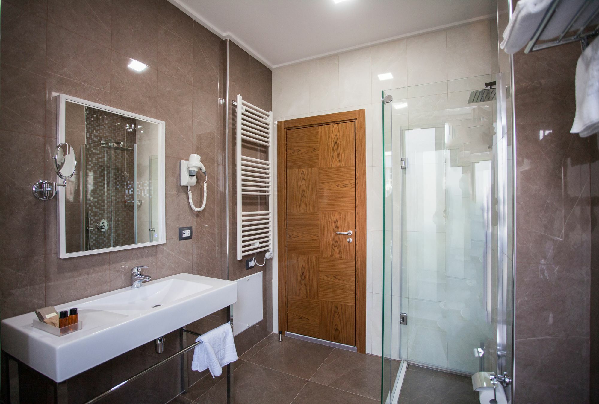 Hotell Colosseo 4*